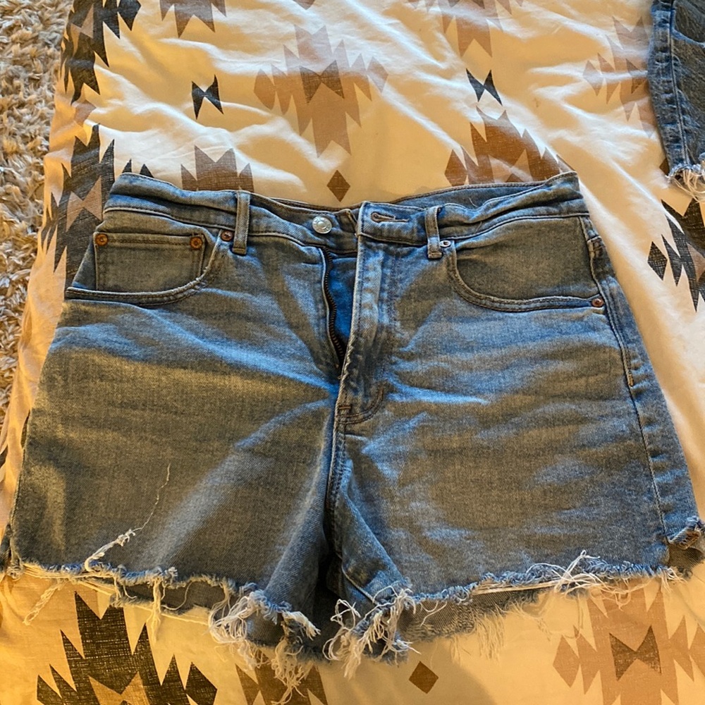 AE 90s highest rise boyfriend short